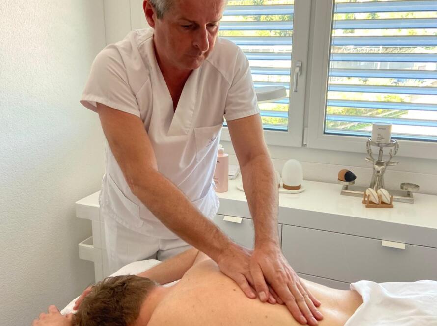 Massagepraxis in Schindeleggi